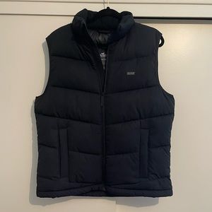 Hollister black puffer vest
